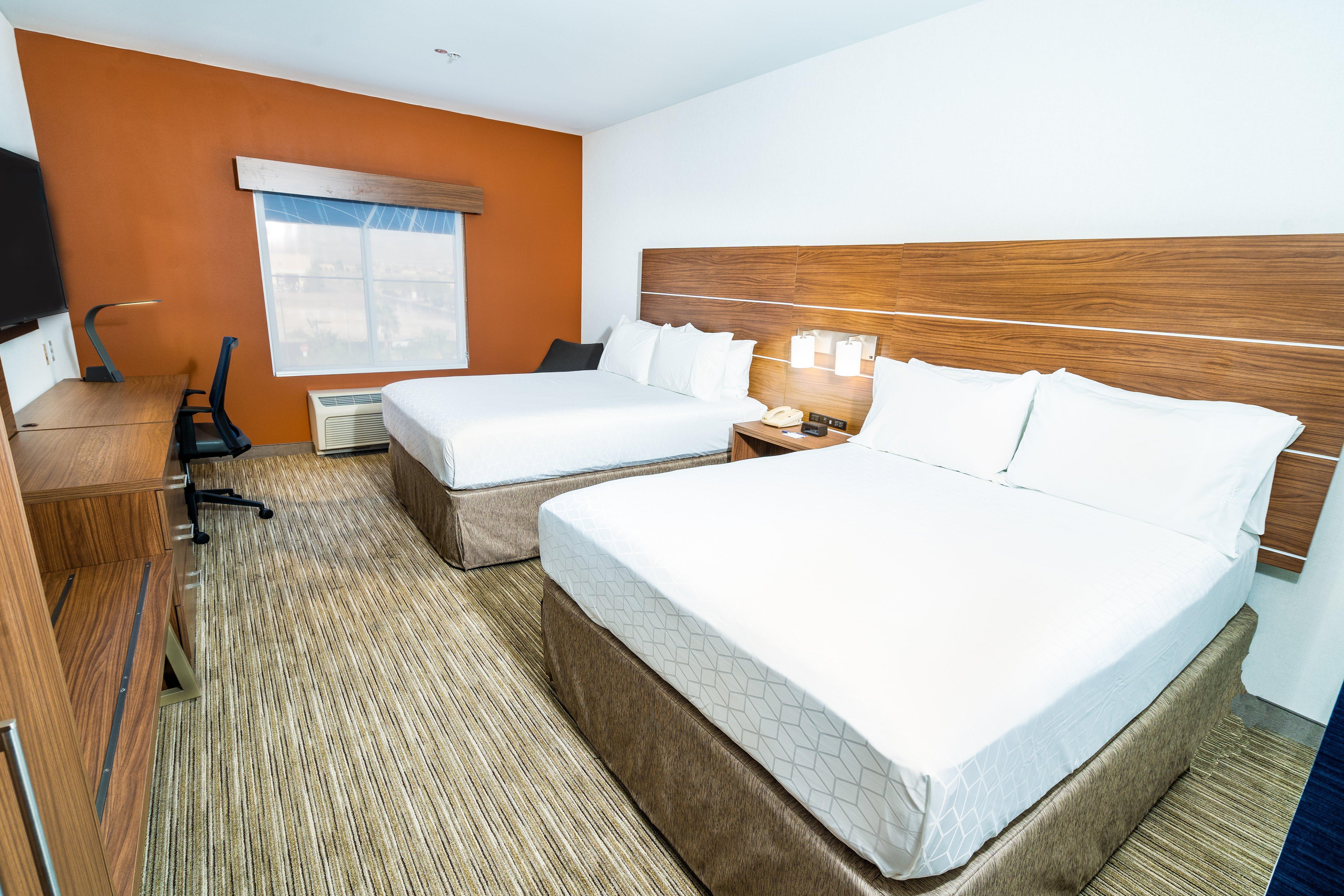 Holiday Inn Express & Suites Las Vegas Sw Springvalley By Ihg Exterior foto